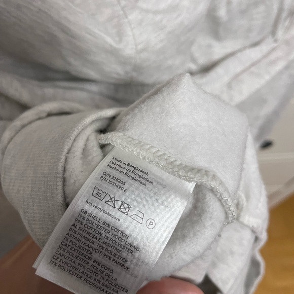 Short Hoodie Zip Up - Picture 4 of 4